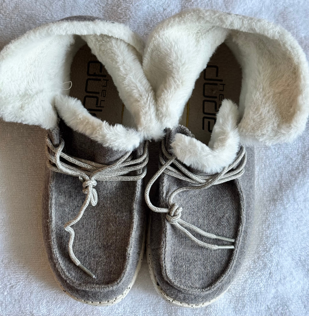 Hey Dude Charcoal Faux Fur Lined Lace Up Slipper Boots Size 8